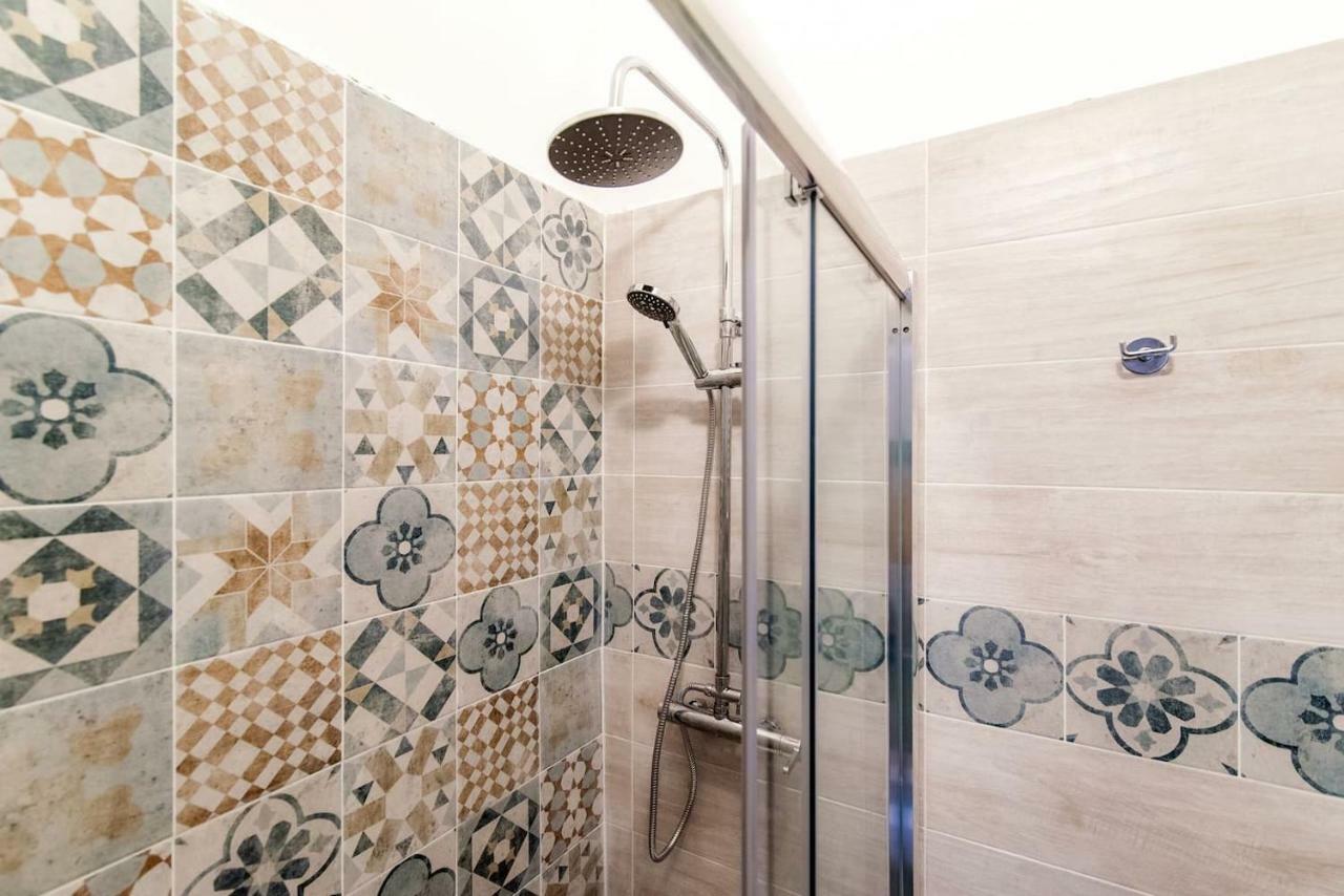 Maison Peltrera Como Bagian luar foto